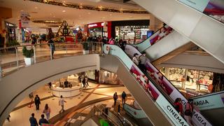 Ticket de compra en malls ya supera en 10% el de prepandemia, pero visitas aún son menores