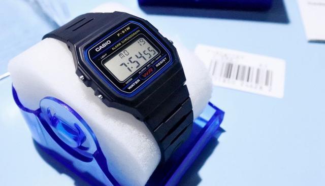 FOTO 9 | Reloj de Casio
Siempre ha sido uno de los relojes más característicos y hace aproximadamente tres décadas tuvo su momento álgido. Corrían los años 80 y este práctico gadget arrasaba en las muñecas de las personas, con cronómetro o calculadora como dos de sus grandes características.

Foto: Pixabay