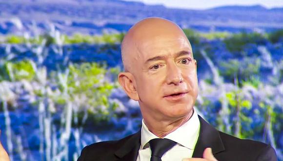 FOTO 18 | 1.Jeff Bezos, CEO de Amazon. Valor neto: £ 83,000 millones (US$ 112,600 millones). Bezos ha construido un imperio minorista y es el hombre más rico del mundo.
