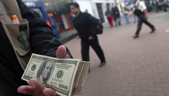 El dólar acumula una baja de 1.34% en lo que va del año. (Foto: GEC)