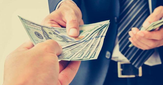 FOTO 12 | 12. Ten un presupuesto y monitorea tus gastos (Foto:Shutterstock)