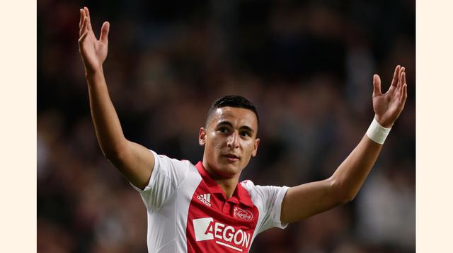 La camiseta que viste el Ajax de Holanda es una Adidas y se vende a 80 euros. (Foto: Getty)
