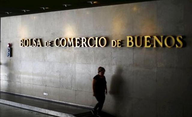 FOTO 2 | La Bolsa de Argentina experimentó una caída de 48% en 2019. (Foto: Reuters)