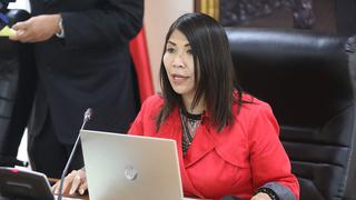 Dan 15 días a Subcomisión de Acusaciones Constitucionales para investigar a María Cordero