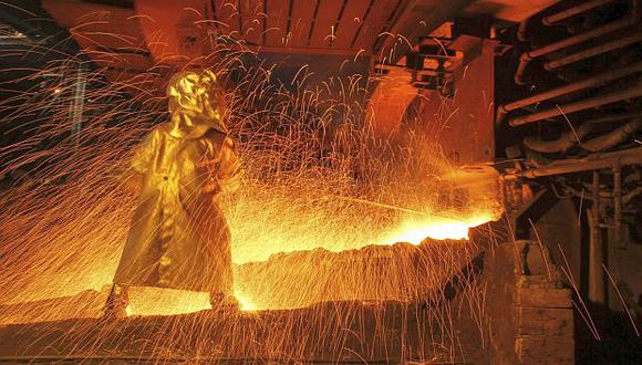 El precio del níquel, usado para fabricar acero inoxidable y baterías, se ha disparado casi en un 25% desde el 2 de julio en la Bolsa de Metales de Londres. (Foto: Reuters)<br>