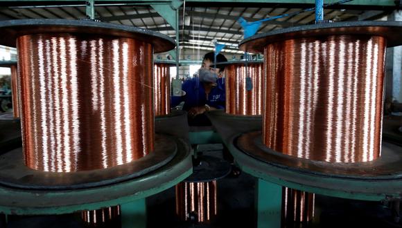 La producción mundial de cobre refinado llegó en marzo a 1.97 millones de toneladas, mientras que el consumo fue de 1.97 millones de toneladas. (Foto: Reuters)