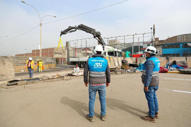 Tramos de la carretera Central fueron cerradas por construcción de Estaciones Ate, Prolongación Javier Prado y Vista Alegre de la Línea 2 del Metro de Lima y Callao. (Foto: Autoridad de Transporte Urbano de Lima y Callao)