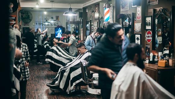 Las barberías están incorporando nuevos servicios a pedido de su público. (Foto: Cupper’s 65 Barbershop).