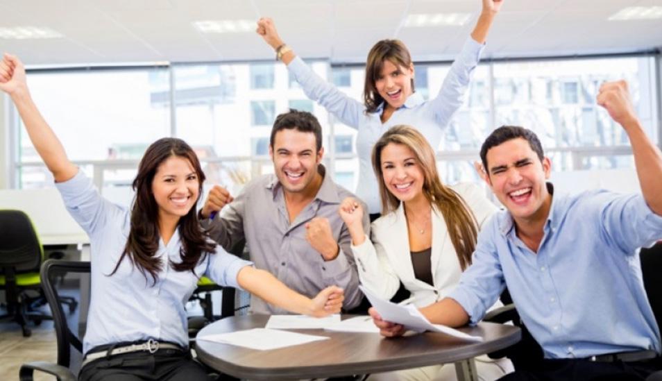 Foto 4 | BUEN CLIMA LABORAL. Uno de los valores fundamentales en una empresa es el respeto por los trabajadores que va de la mano con la lealtad para la empresa. Esto quiere decir que mientras los empleadores entreguen un lugar de trabajo individual, posibilidad de capacitación y un ambiente cálido, las personas demostraran más fidelidad con la empresa. Al mismo tiempo, este valor de respetar al otro considera las relaciones interpersonales entre empleador y trabajador, pero también entre colegas. (Foto: pqs)