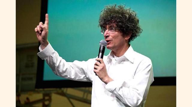 “Realmente me gusta concentrarme en mi propia creatividad, me gusta la libertad de no tener muchas cosas y no tener un lugar real para vivir, como una verdadera dirección, porque creo que me hace sentir más creativo”. -James Altucher, empresario, inversio