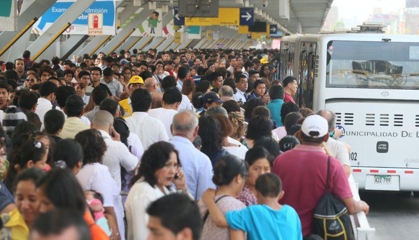 Los usuarios del Metropolitano demandan que se amplíe el Metropolitano hasta Carabayllo para que la estación Naranjal no colapse. (Foto: GEC)
