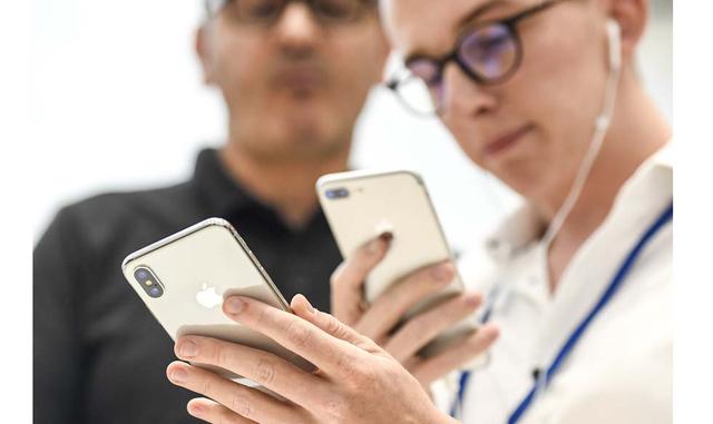 FOTO 8 | Apple representa actualmente la mayor capitalización bursátil del mundo, con cerca de US$ 200,000 millones en ventas anuales, en particular gracias al iPhone, cuyas ventas alcanzan a más de 1,200 millones de ejemplares desde que Jobs lo lanzó en 