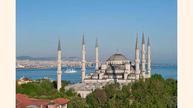 Estambul – Turquía, La República de Turquía se formó en 1923, y Constantinopla fue rebautizada como Estambul, nombre que se utilizó en lenguaje coloquial desde el siglo X.(foto: Getty Images).