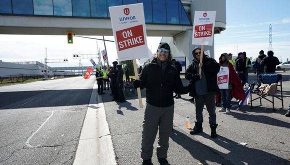 El acuerdo con GM se alcanzó luego de una breve huelga la semana pasada por parte de los trabajadores en las fábricas de GM en Oshawa y St. Catharines. (Foto: REUTERS)