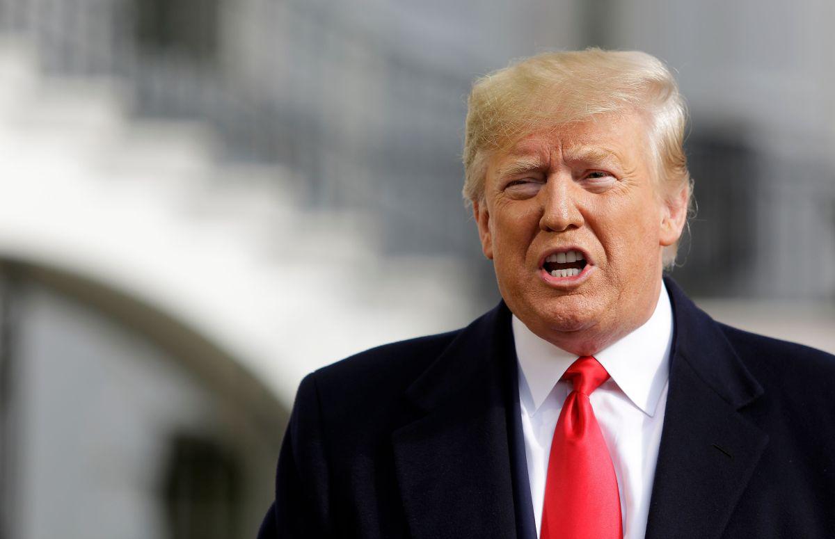 El presidente republicano presionó a Ucrania para que investigara a sus rivales políticos, basándose en una hipótesis conspirativa desacreditada y rechazada por sus propios asesores. (AFP)