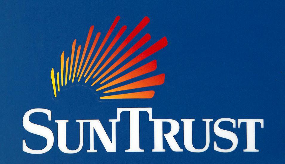 Los bancos estadounidenses BB&amp;T y SunTrust anunciaron este jueves un acuerdo de fusión valorado en 66.000 millones de dólares. (Foto: AFP)