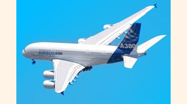 Airbus A380 – Palacio Volador. Propiedad del príncipe Al-Walid bin Talal, de Arabia Saudita. Es uno de los aviones de pasajeros más grandes del mundo. Se estima su valor en US$ 500 millones debido a la personalización que solicitó el príncipe, que incluye