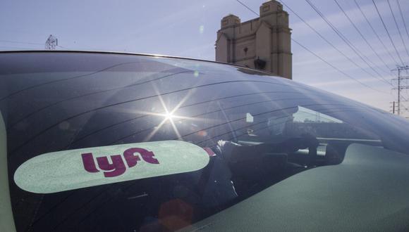 Lyft había reducido los precios base de sus viajes en enero para mantenerse al día con una medida similar de Uber. (Foto: AFP)