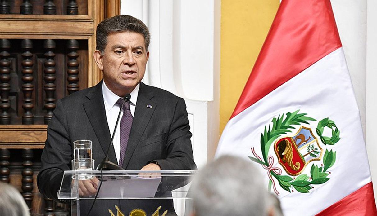 El canciller Meza-Cuadra dijo que serán "aproximadamente un millón de peruanos" los que estarán habilitados para votar en el extranjero. (Foto: Cancillería)
