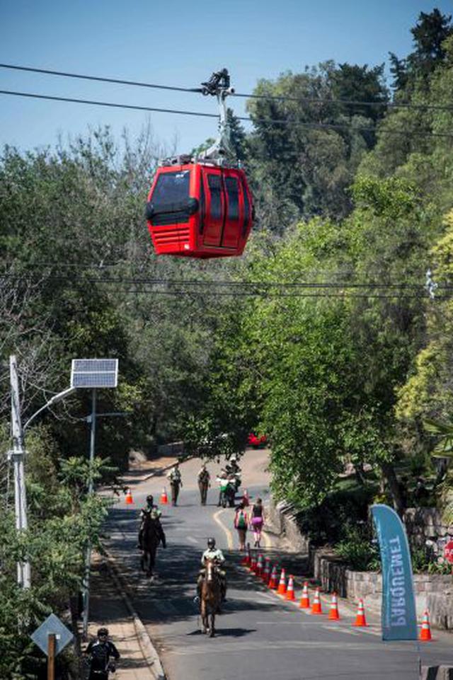 Se prevé que en esta nueva etapa, donde se crearon también cabinas especiales para transportar bicicletas, lleve un total de 1,000 pasajeros por hora. (Foto: AFP)