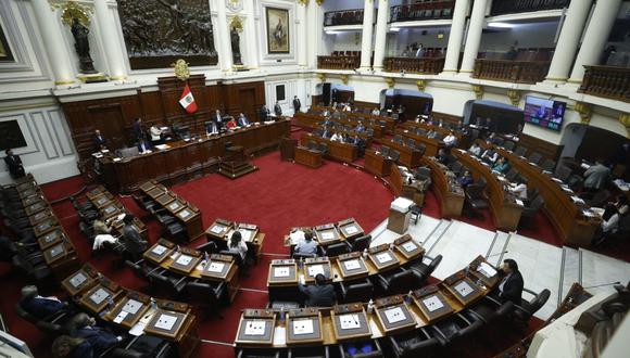 El Tribunal Constitucional evaluó la ley que prohíbe la reelección de congresistas. Foto: Agencia Andina.