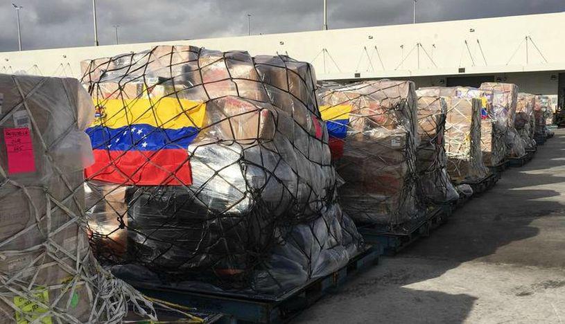 Los responsables del envío dijeron que el avión contenía 50 toneladas de comida y medicinas destinadas a los venezolanos que sufren escasez de bienes. (Foto: Juan Guaidó)