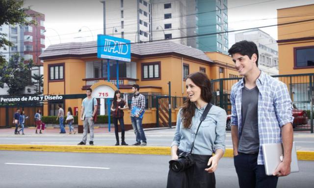 Puesto 8.  Los diseñadores del Instituto Peruano de Arte y Diseño ganan S/ 2,100.