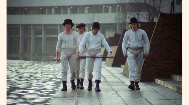 La naranja mecánica. Numerosos países conservadores no pudieron soportar el alto contenido violento de algunas de sus secuencias. (Foto:Imdb)