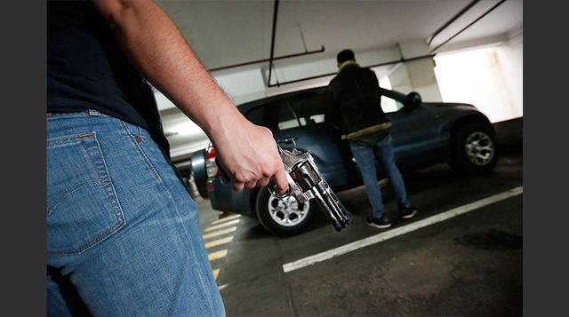 El INEI informó que en 20 departamentos disminuyeron las tasas de victimización. La mayor reducción fue de -11.8 puntos porcentuales registrada en Piura al pasar de 33.9% a 22.1%. Le siguió Junín con -10.2 puntos porcentuales (de 41.2% a 31%), Ancash con 