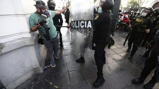 Consejo de la Prensa instó a la Policía a evitar el abuso de la fuerza contra periodistas durante protestas