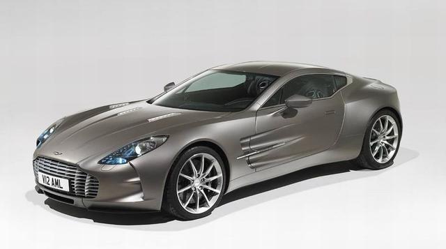 Aston Martin One-77. Conocido por buscar una silueta natural.