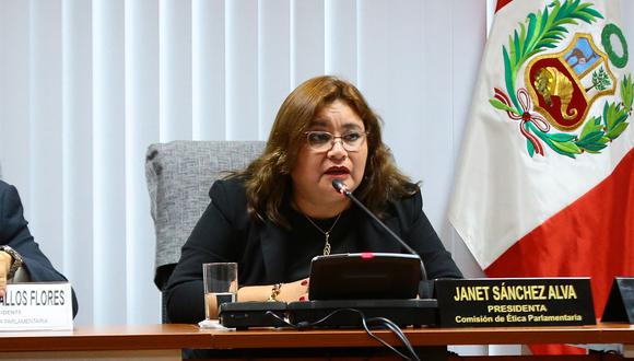 La presidenta de la Comisión de Ética, Janet Sánchez, dijo que cada miembro de su familia es responsable de sus propios actos. (Foto: Congreso)