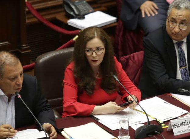 Rosa Bartra preside la Comisión de Constitución y justificó que en cinco meses no hayan emitido opinión sobre el fallo del Tribunal Constitucional. (GEC / Canal N)