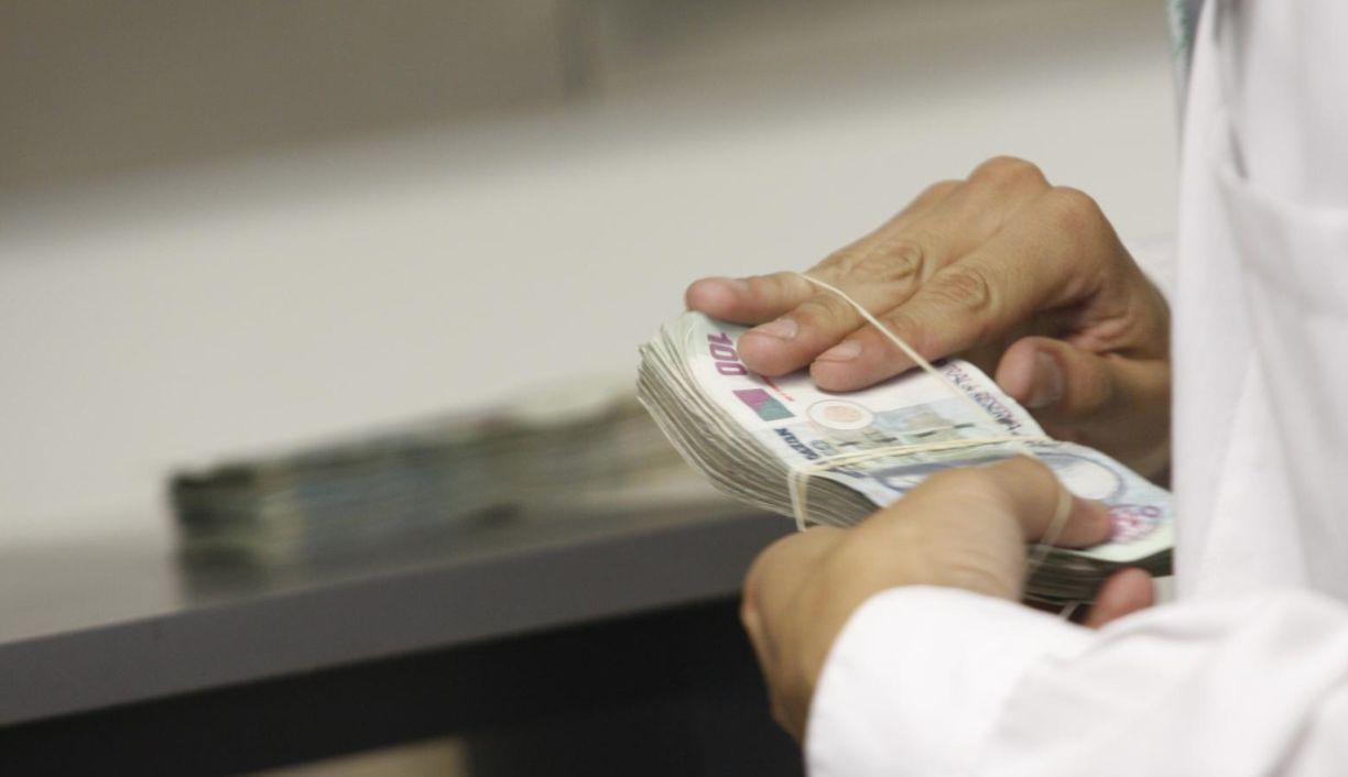 La pensión se calcula considerando que el sueldo del afiliado no cambiará en el tiempo. Sin embargo, si su sueldo aumenta, así como su frecuencia de aporte, su pensión será más alta.