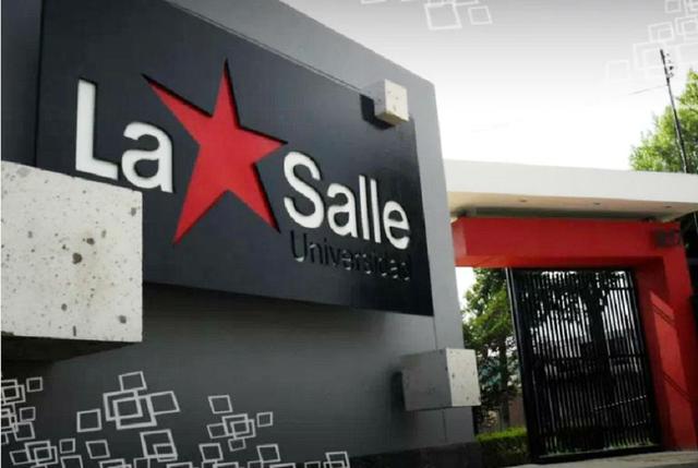 Universidad La Salle. Ubicada en Arequipa. Las carreras autorizadas son tres: Derecho; Administración y Negocios Internacionales; Ingeniería de Software.