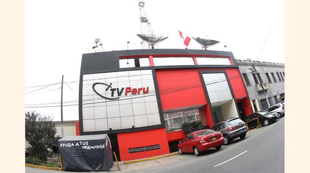 Los titulares de TV con mayor número de estaciones a nivel nacional son: TV Perú con una participación del 28% del total de estaciones, Panamericana Televisión (6%), Global TV (5%), Latina (5%), ATV (4%), América TV (3%), entre otros.