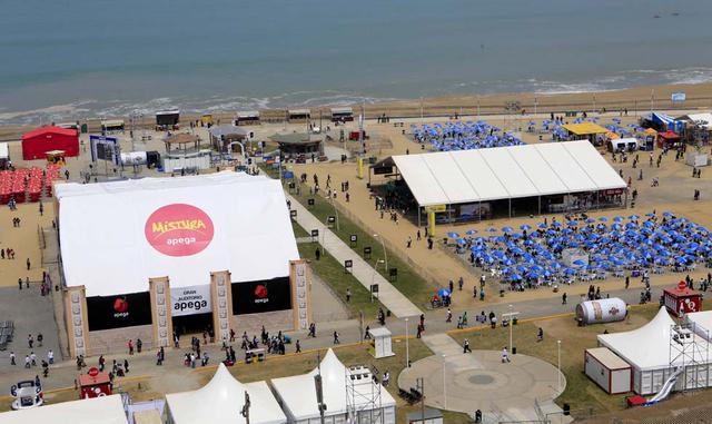 2013. Mistura se mudó a unas 11 hectáreas de la Costa Verde. En esa edición se repitió la cifra de asistencia del 2012. Ambos años marcaron un récord.