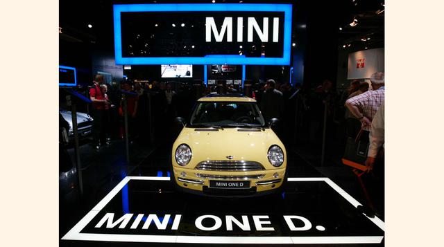 Mini One D, Consumo medio oficial: 3,4 l/100 km, el Mini ha crecido en tamaño y en aspiraciones. Un claro ejemplo es su versión diésel, que cuenta con un motor 1.5 de 95 CV. (Foto: Bloomberg)