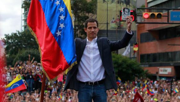 El presidente del Parlamento venezolano, Juan Guaidó, anunció en enero en Caracas que asumía las competencias del Ejecutivo. (Foto: EFE)