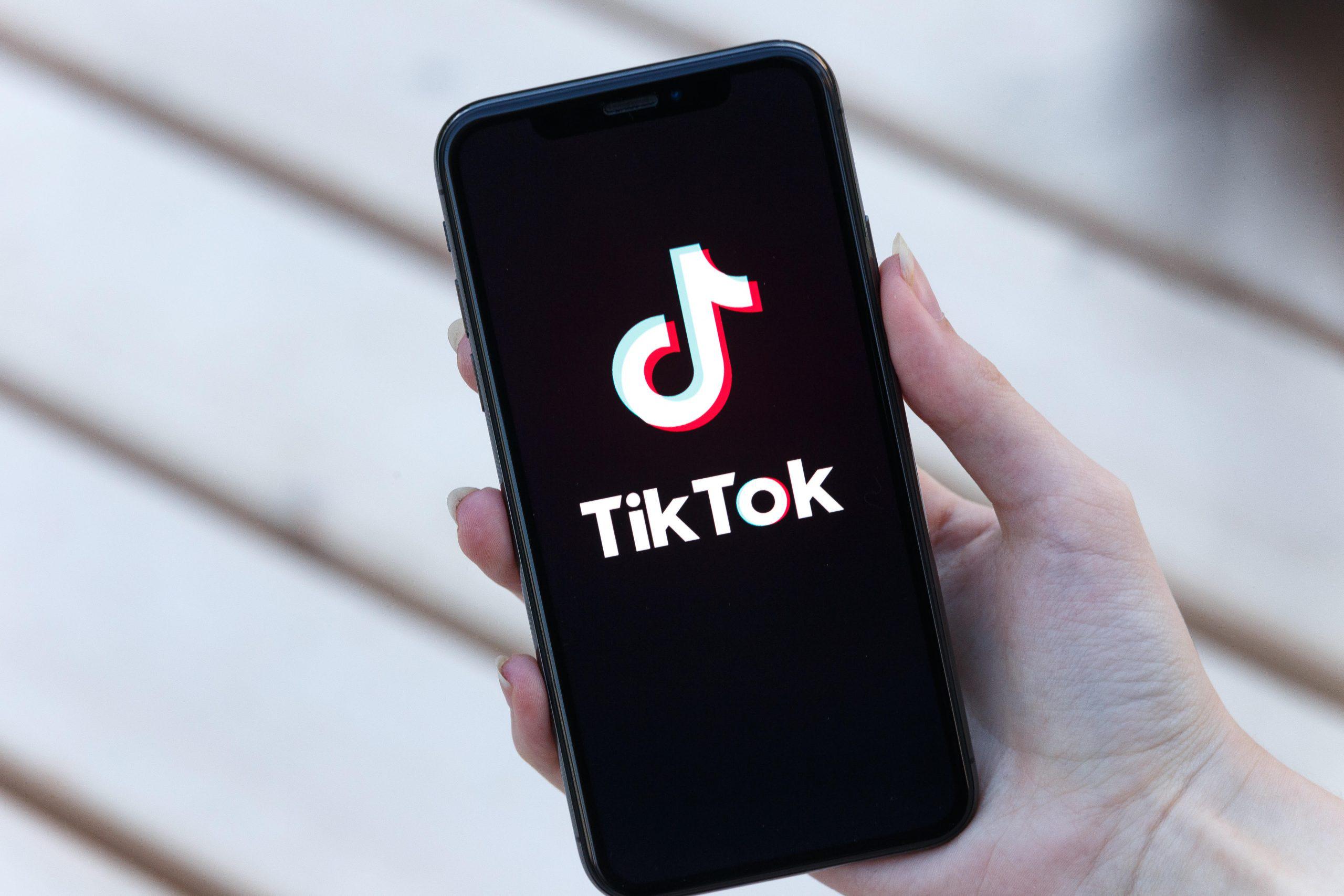 La popular aplicación de origen chino Tik Tok tiene más de 500 millones de usuarios en el mundo. (Foto: Shutterstock)