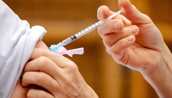Lima. El martes inició vacunación de jóvenes de 23 y 24 años. (Foto: AFP)