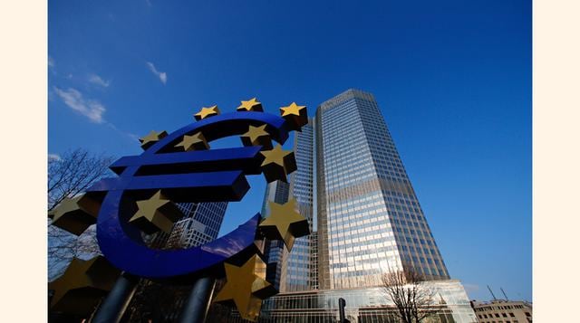 Banco Central Europeo: Una base de datos con correos electrónicos e información de de personas que asisten a conferencias o visitan el banco se vio comprometida tras una ataque cibernético. (Foto: Bloomberg)