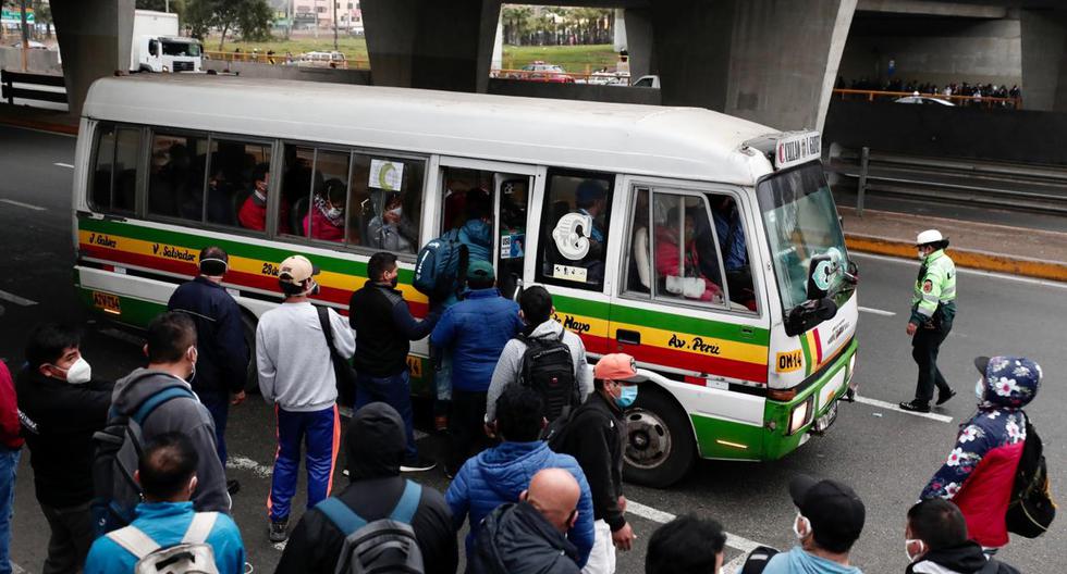 Paro de transporte público en Lima y Callao más de 30 mil vehículos