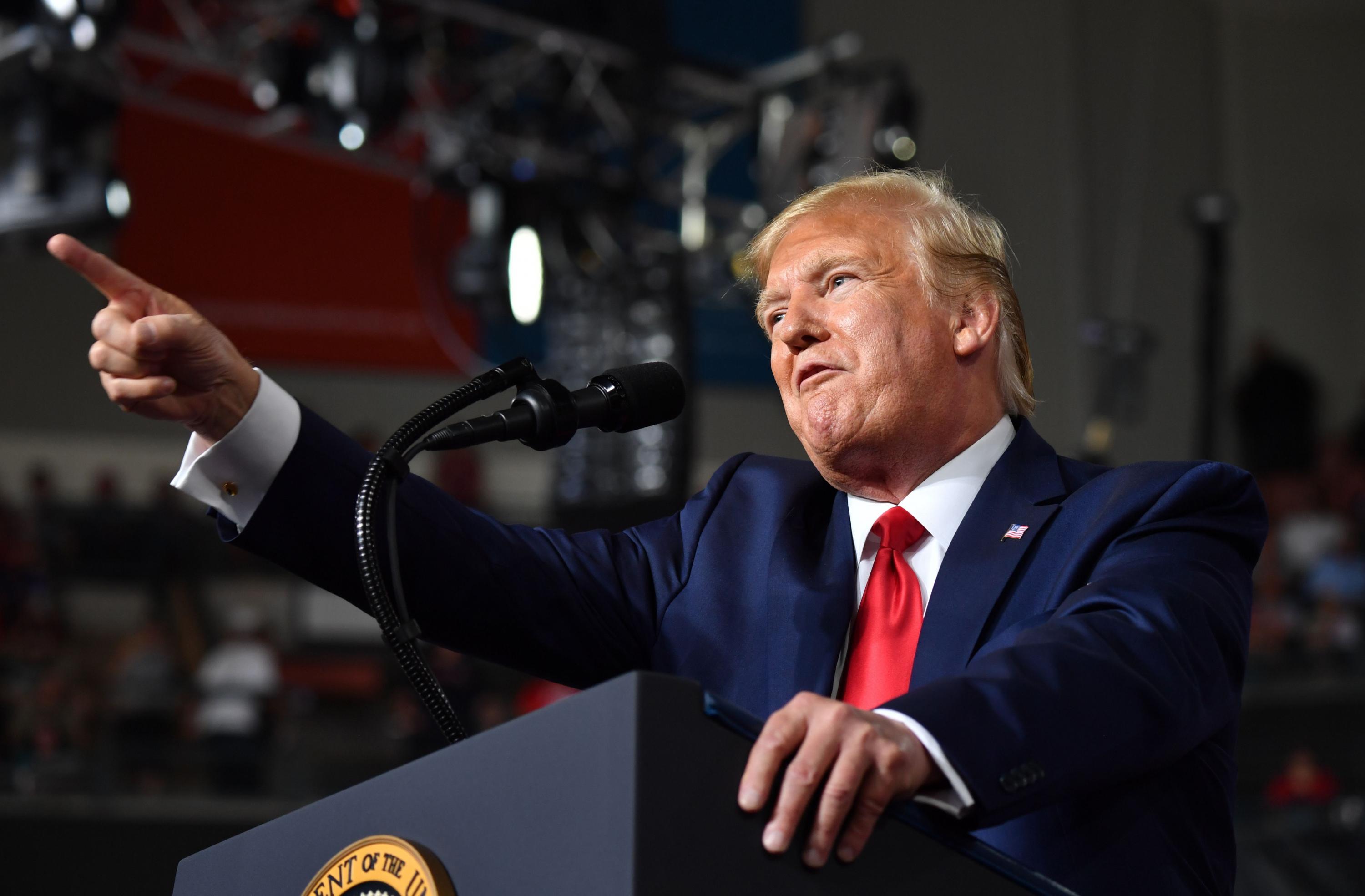 Presidente de Estados Unidos, Donald Trump, no da tregua en la imposición de aranceles a China (Foto: AFP)