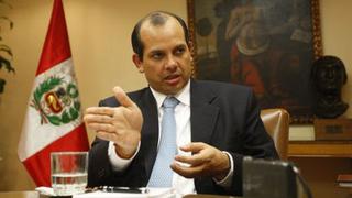Ministro Castilla descarta enfriamiento de la economía peruana