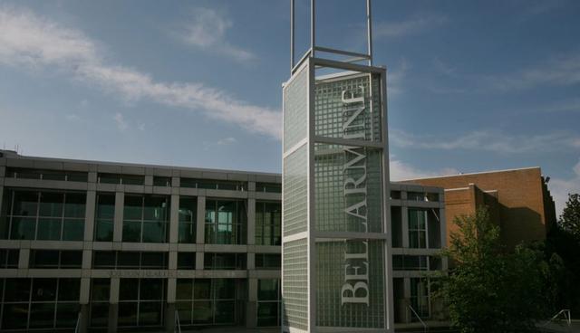 FOTO 18 | Kentucky - Universidad de Bellarmine. Costos de matrícula, alojamiento, comida y otros costos, 2016-17: US$ 57,794. Precio promedio pagado por un estudiante con ayuda / beca, 2015-2016: US$ 24,742. Ubicación: Louisville, KY. Sector: privado sin fines de lucro. Número de estudiantes: 3,973. (Foto: Murph5253/Wikimedia Commons)