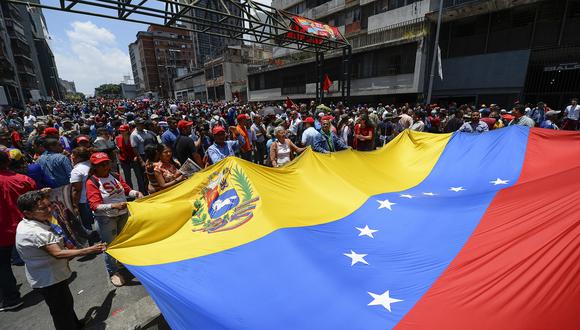Crisis en Venezuela EN VIVO: Levantamiento militar contra el régimen de Nicolás Maduro. Juan Guaidó cuenta con respaldo de Fuerzas Armadas y Leopoldo López ha sido libertado. (Foto: Reuters)