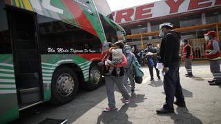 Terminal de Yerbateros reinicia viajes tras levantarse el paro de transportistas 