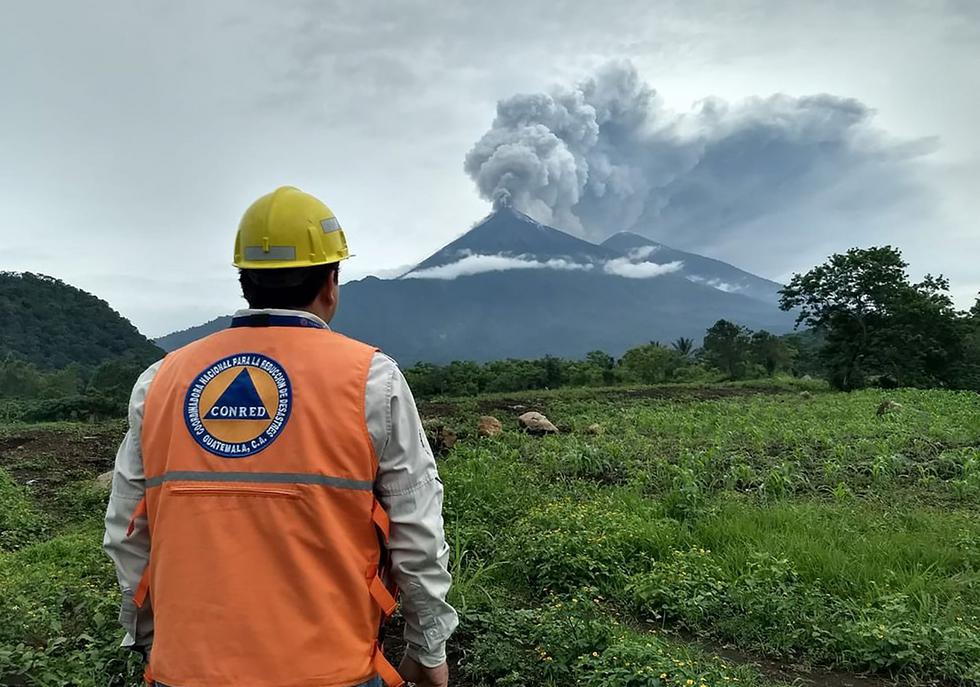La erupción del volcán concluyó después de 16 horas y media de actividad, pero "existe la probabilidad de una reactivación", según el Instituto de Vulcanología. (Foto: AFP)