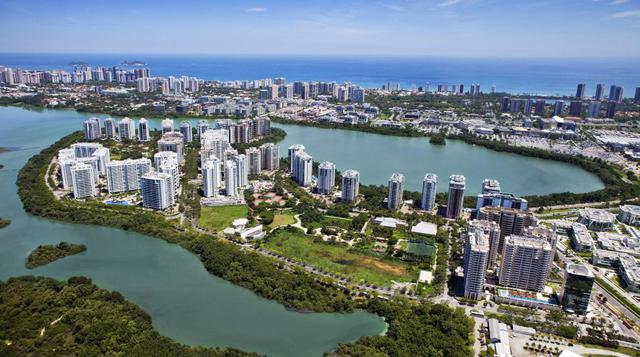 Vista de Barra da Tijuca. Según el Ministerio de Turismo de Brasil se espera que más de 300 mil personas extranjeras visiten este país sensacional durante la competición.